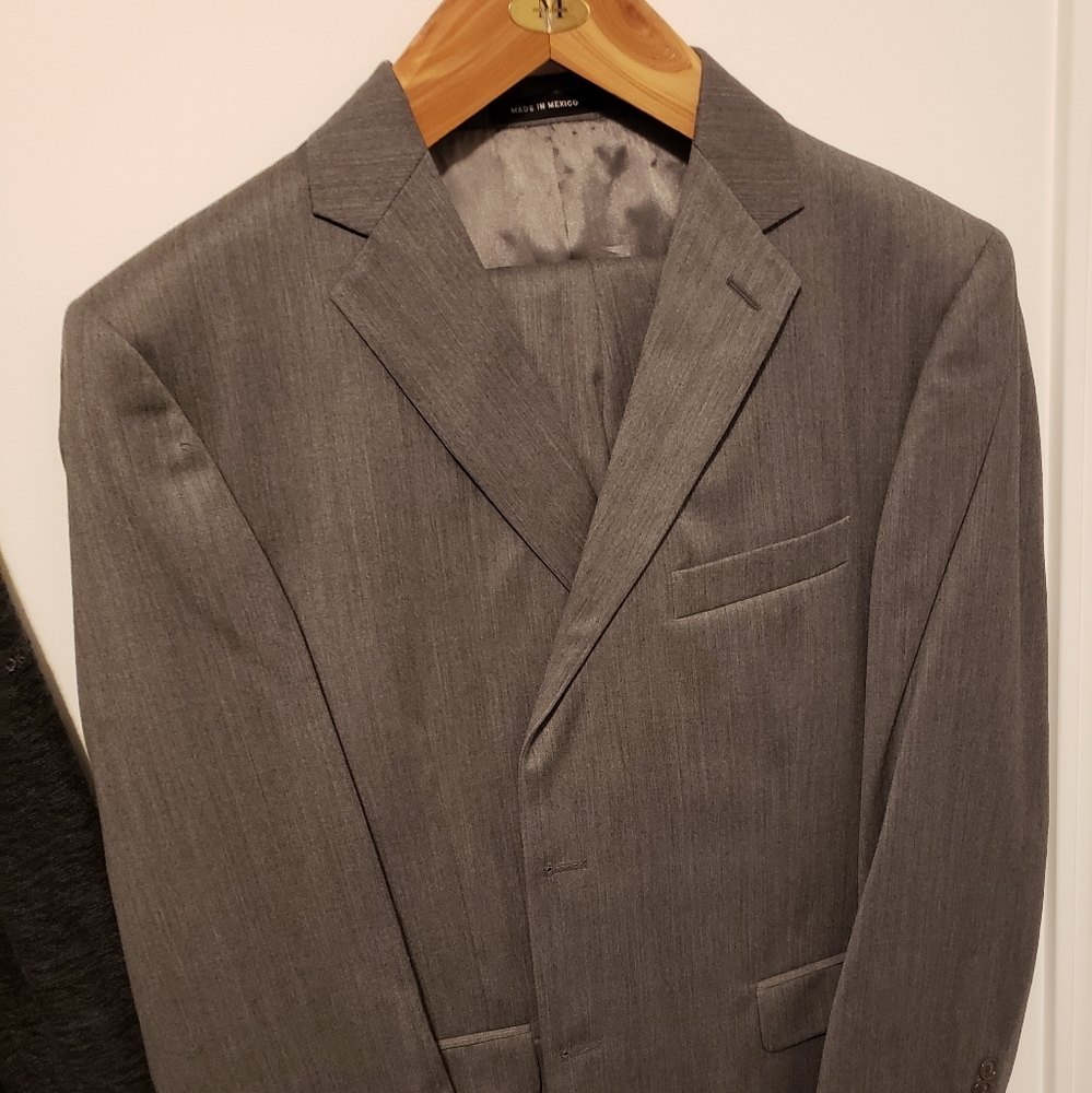 Perry Ellis Portfolio suit